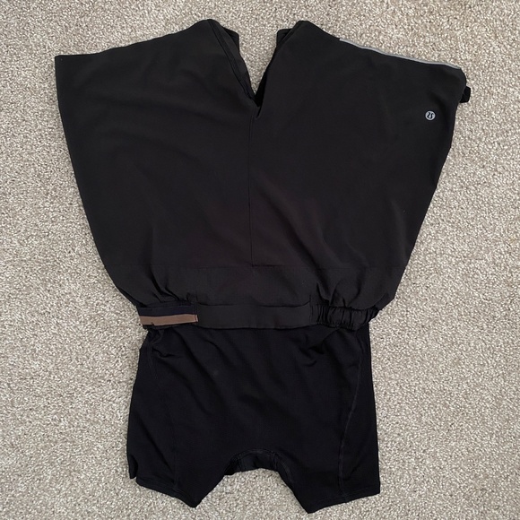 Lululemon Men’s Surge Shorts 6” Lined Size M Black M7A99S - Picture 5 of 7